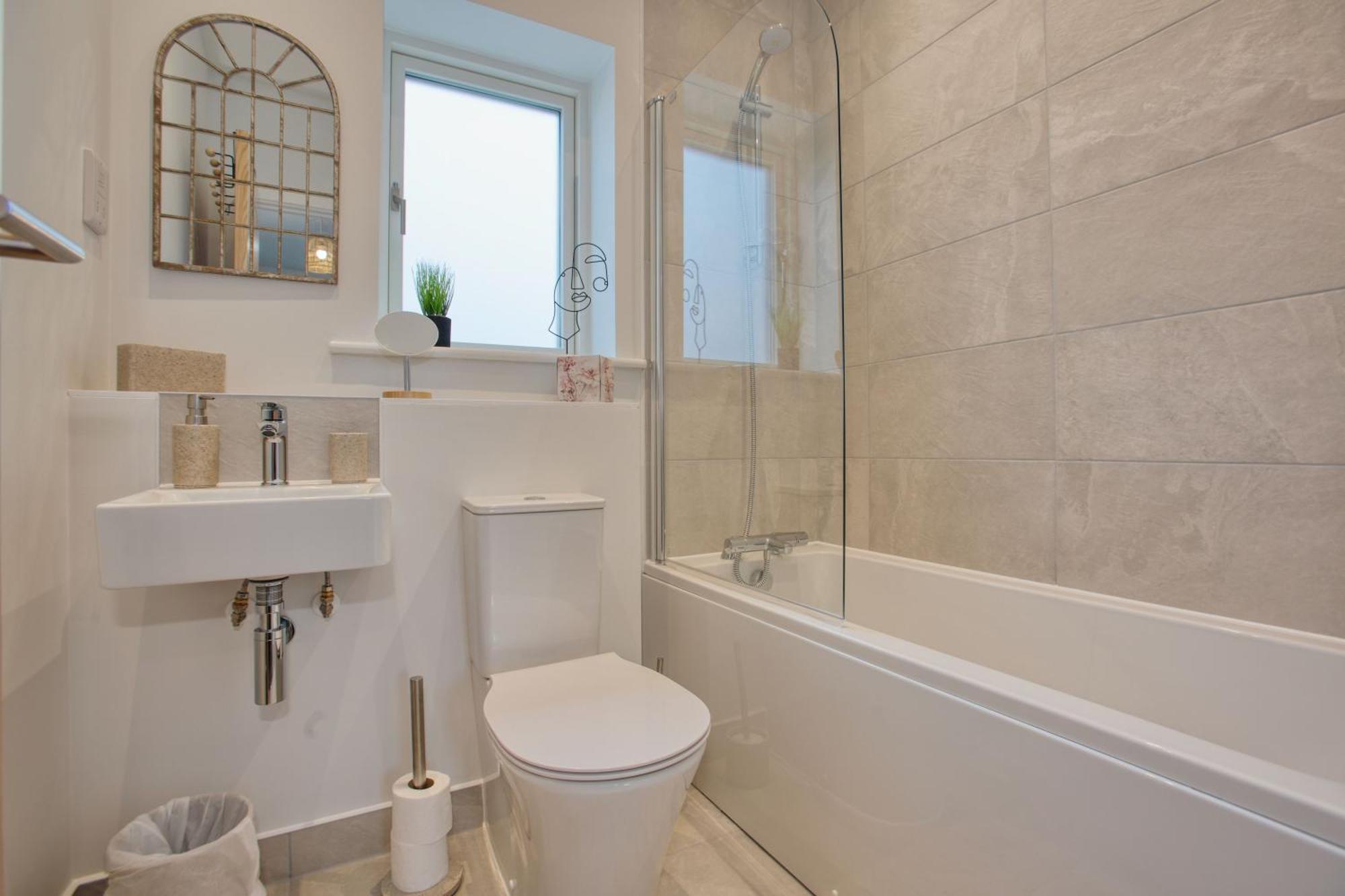 Harveys Yard - Luxury Retreat Villa Хейл Екстериор снимка